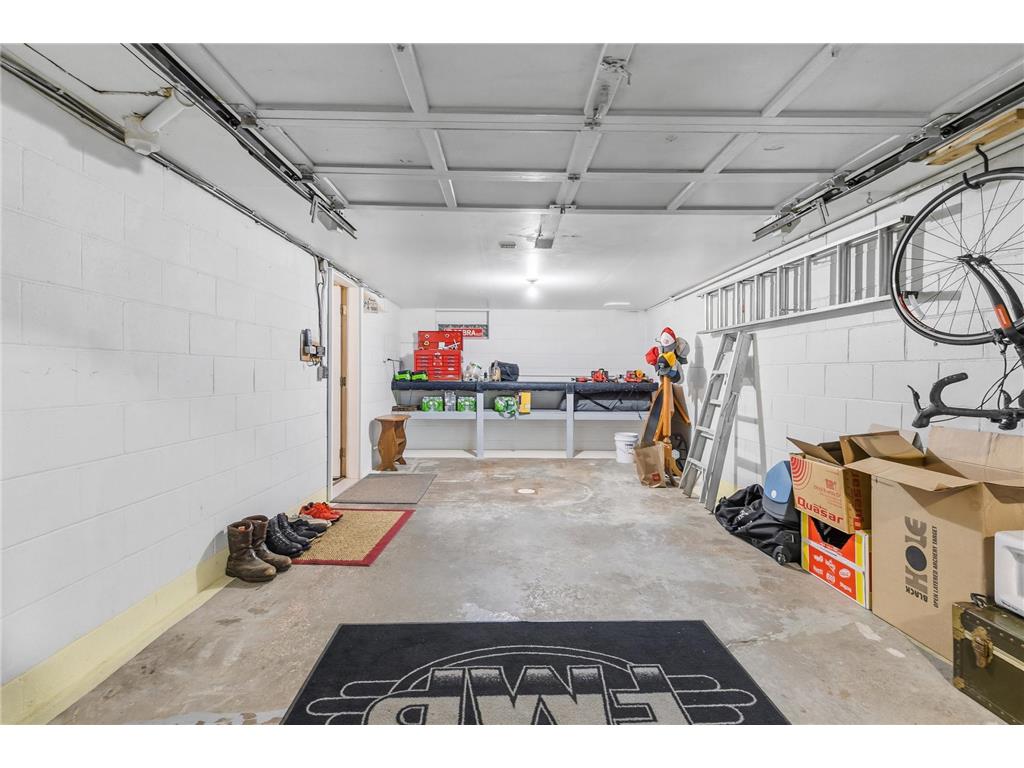 139 Greenway Avenue N Oakdale MN 55128 7072387 image23