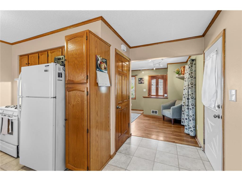 139 Greenway Avenue N Oakdale MN 55128 7072387 image6