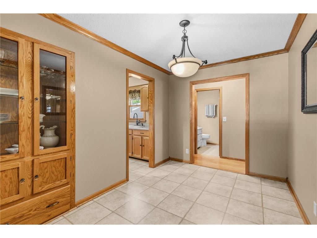 139 Greenway Avenue N Oakdale MN 55128 7072387 image9