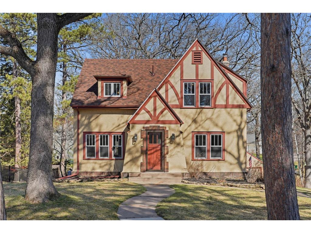 139 Spruce Street Mahtomedi MN 55115 - White Bear 7056971 image1