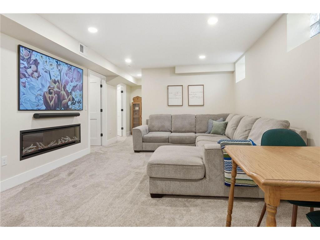 139 Spruce Street Mahtomedi MN 55115 - White Bear 7056971 image18