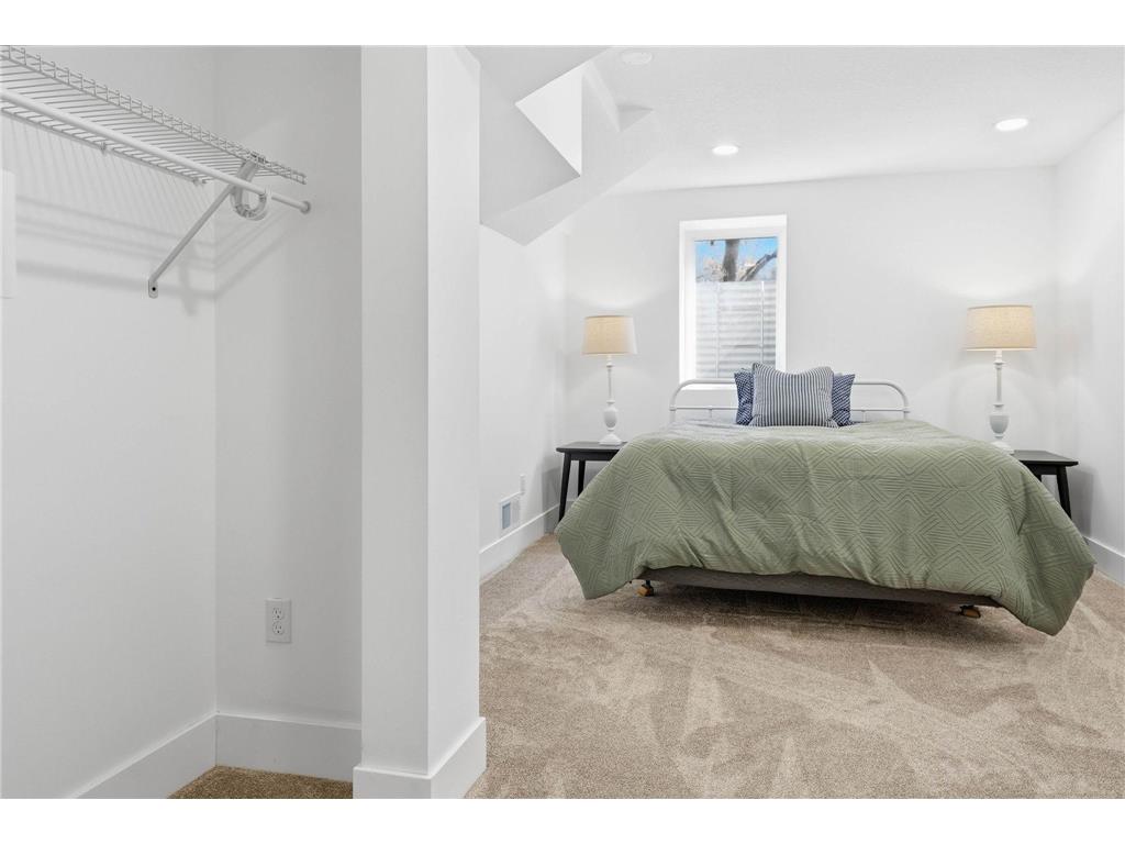 139 Spruce Street Mahtomedi MN 55115 - White Bear 7056971 image20