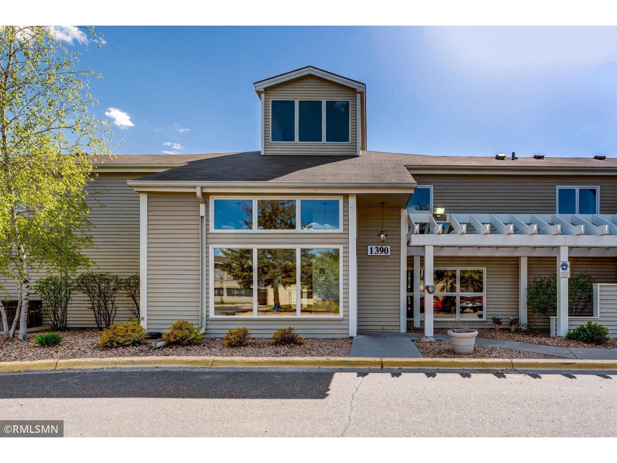 1390 Carling Drive 105, Saint Paul, MN 55108 MLS 5751267 Edina Realty