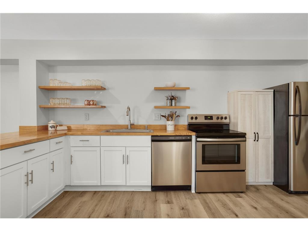1390 Carling Drive #201 Saint Paul MN 55108 7079250 image20