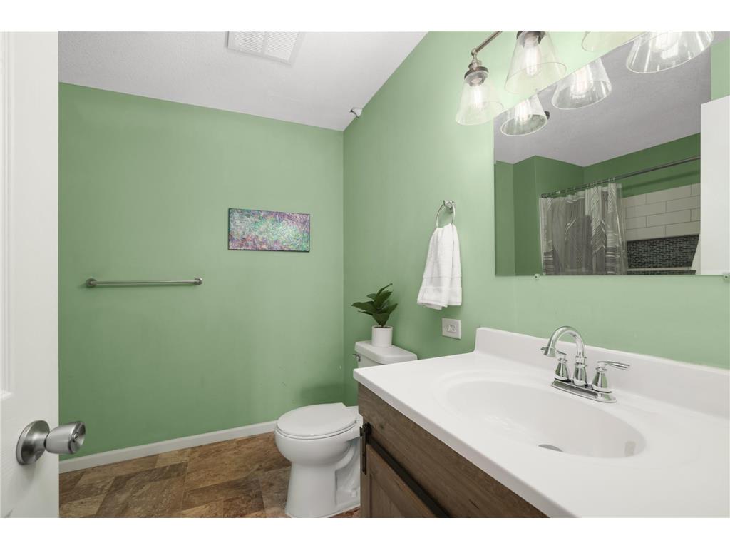 1390 Carling Drive #201 Saint Paul MN 55108 7079250 image31