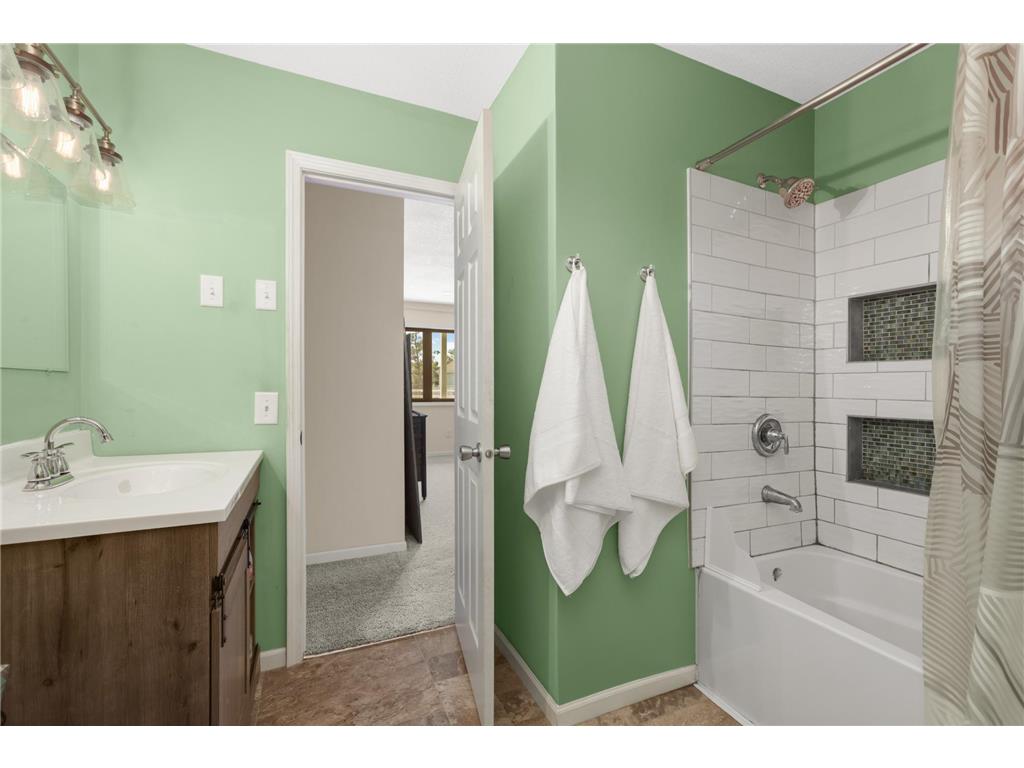 1390 Carling Drive #201 Saint Paul MN 55108 7079250 image32