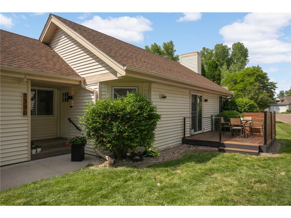 1390 Granada Trail N Oakdale MN 55128 7075524 image1