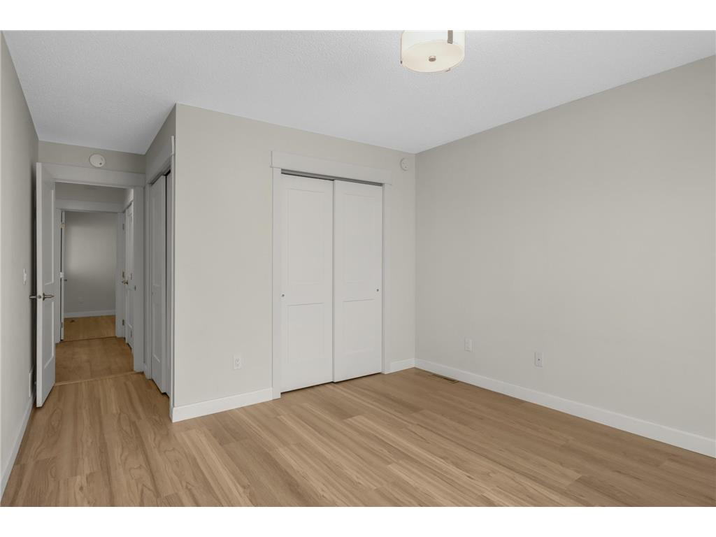 1390 Granada Trail N Oakdale MN 55128 7075524 image14