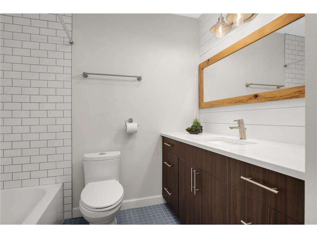 1390 Granada Trail N Oakdale MN 55128 7075524 image17