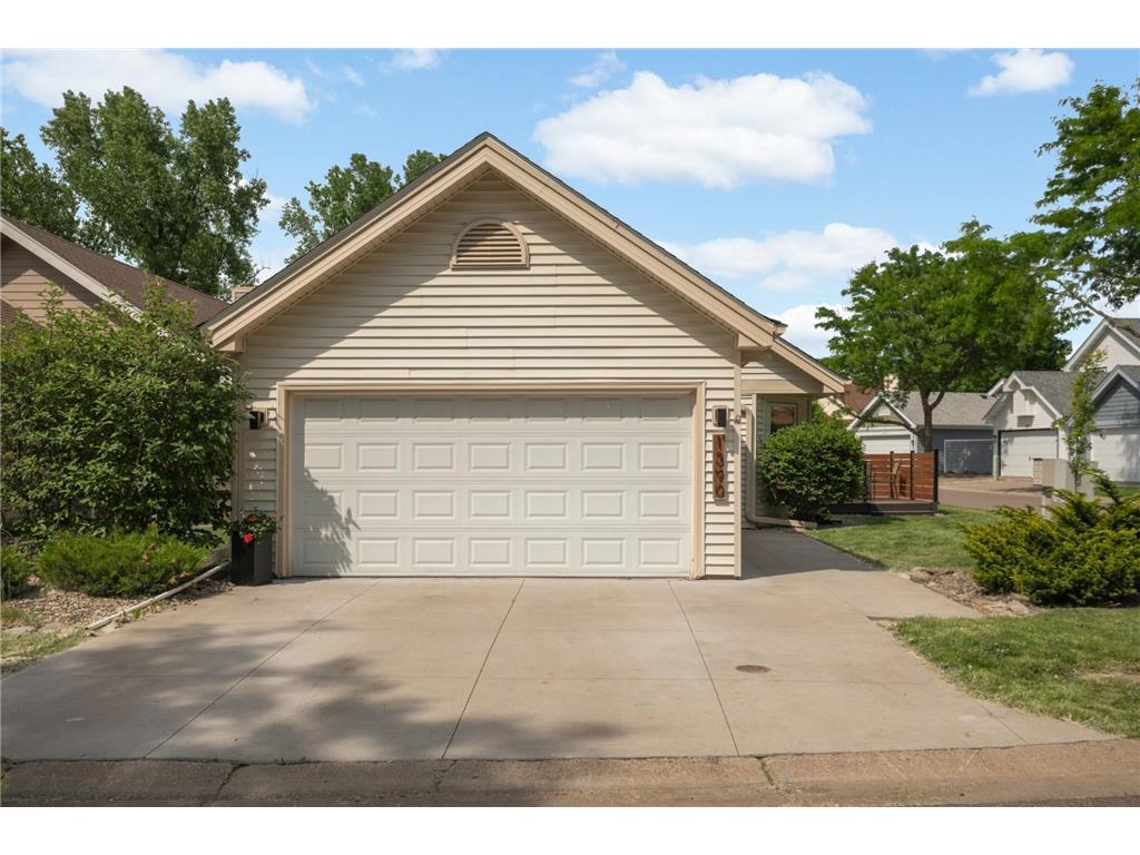 1390 Granada Trail N Oakdale MN 55128 7075524 image3