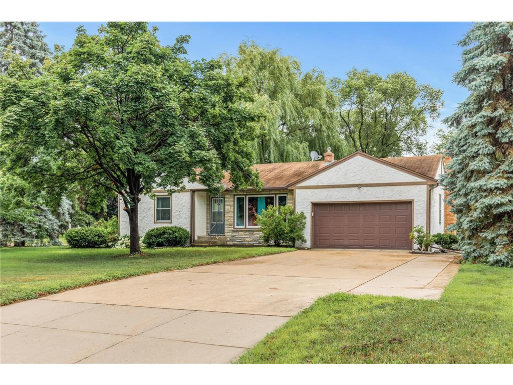 1390 Onondaga Street NE Fridley MN 55432 6756415 image1