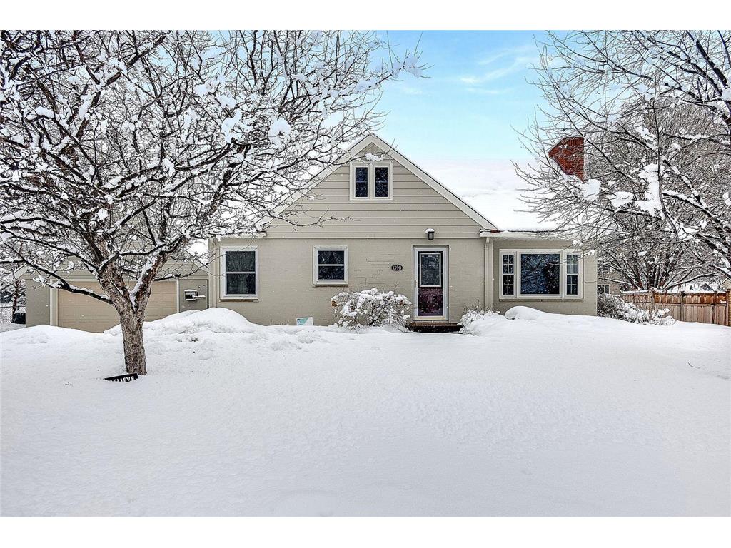 1390 Shryer Avenue W Roseville MN 55113 6334210 image1