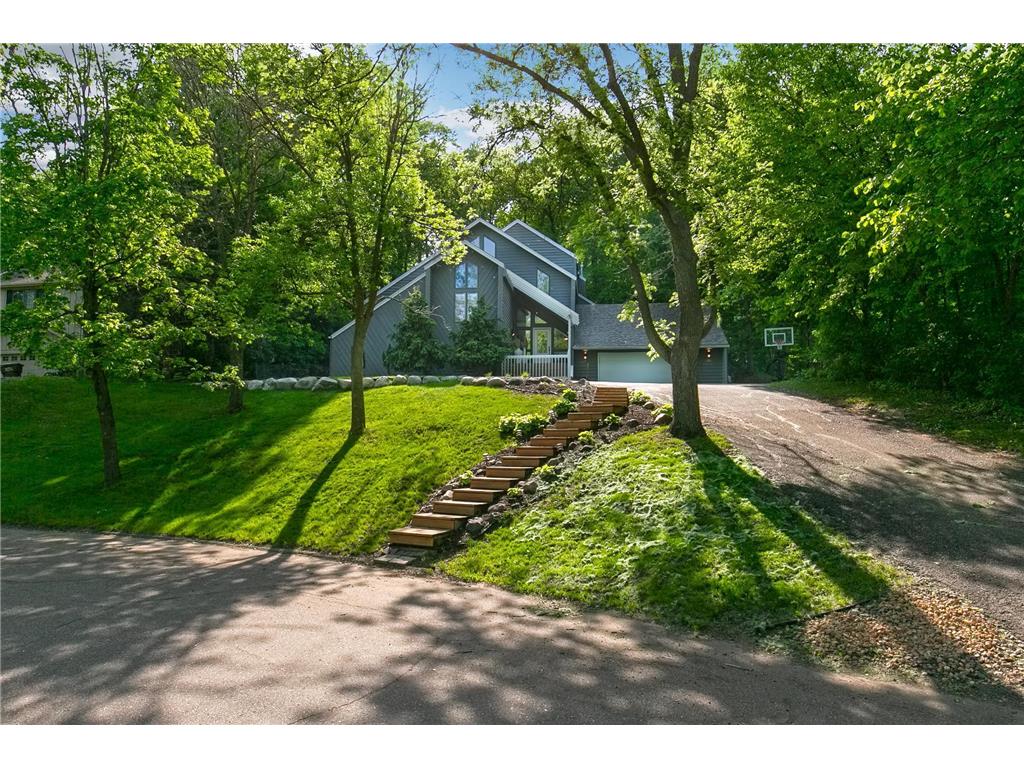 13900 Hill Ridge Drive, MN 55305 MLS 6375706 Edina Realty