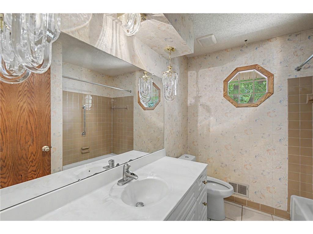 13901 92nd Place N Maple Grove MN 55369 - Rice Lake 7085155 image13