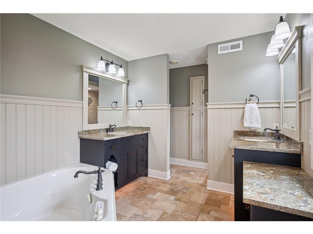 13905 272nd Avenue NW Zimmerman MN 55398 6758880 image43