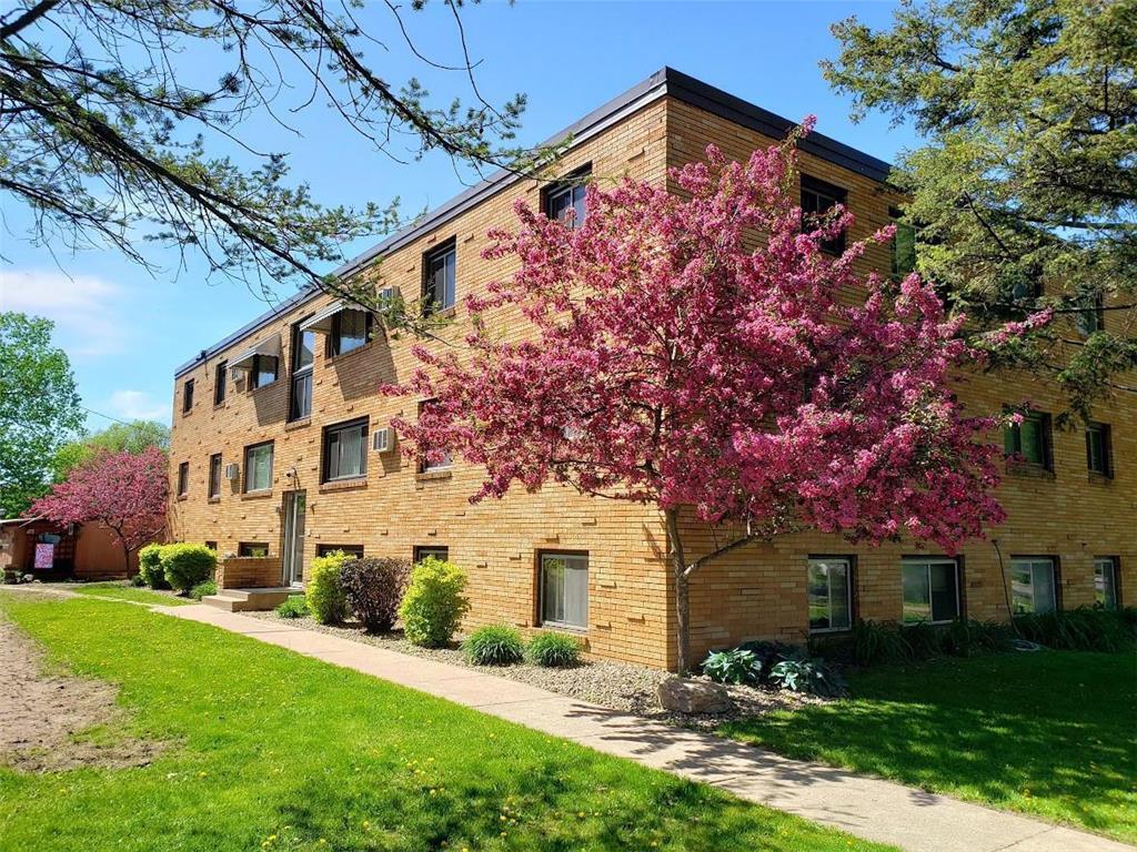 1391 & 1399 Hazelwood Street Saint Paul MN 55106 6385195 image1