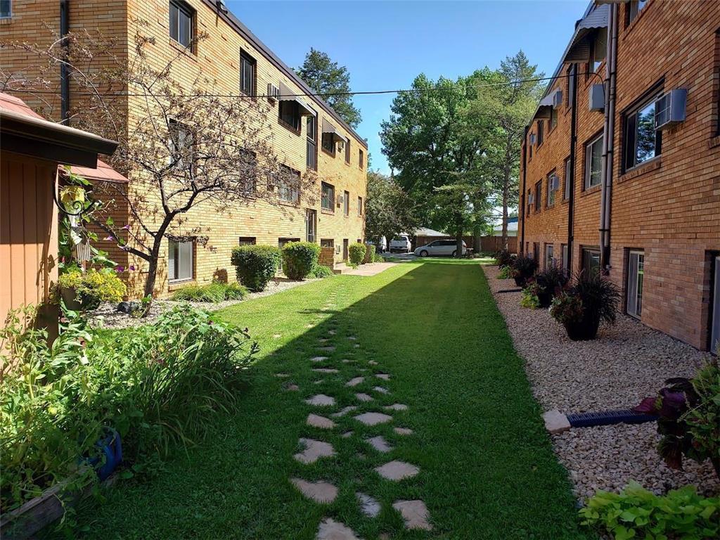 1391 & 1399 Hazelwood Street Saint Paul MN 55106 6385195 image7