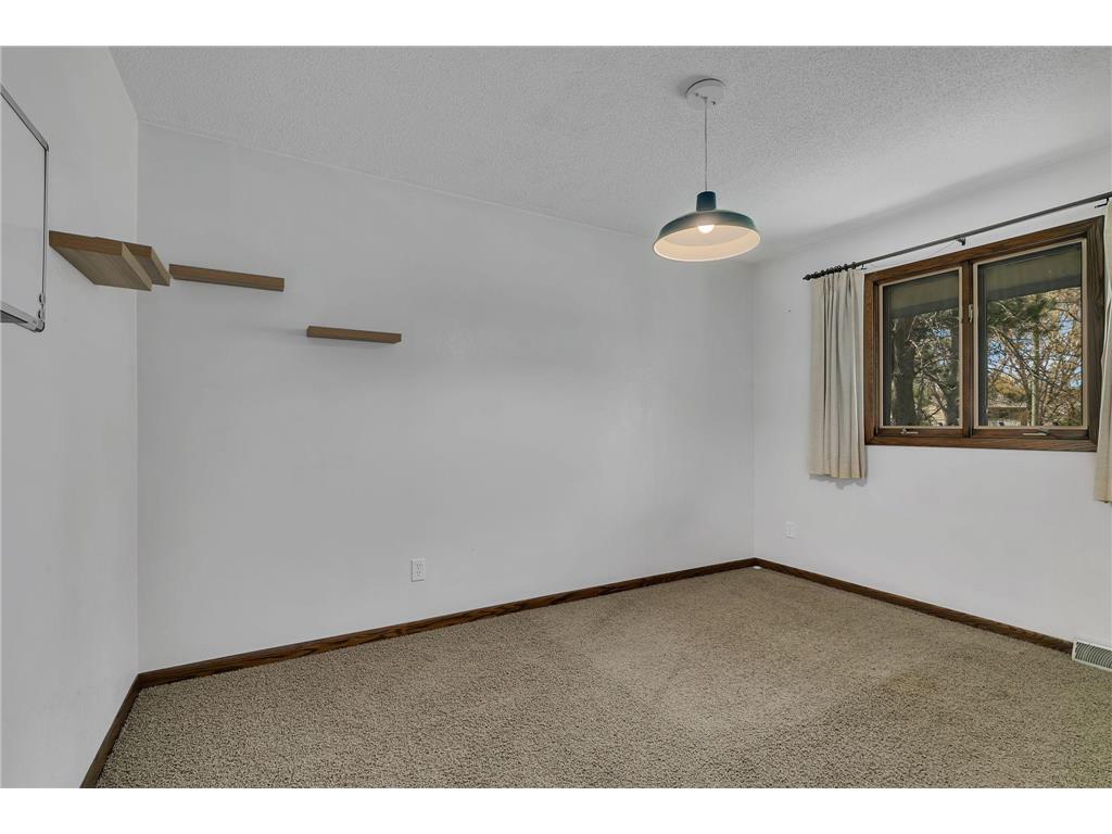 1391 Riverside Avenue N Sartell MN 56377 7071078 image17