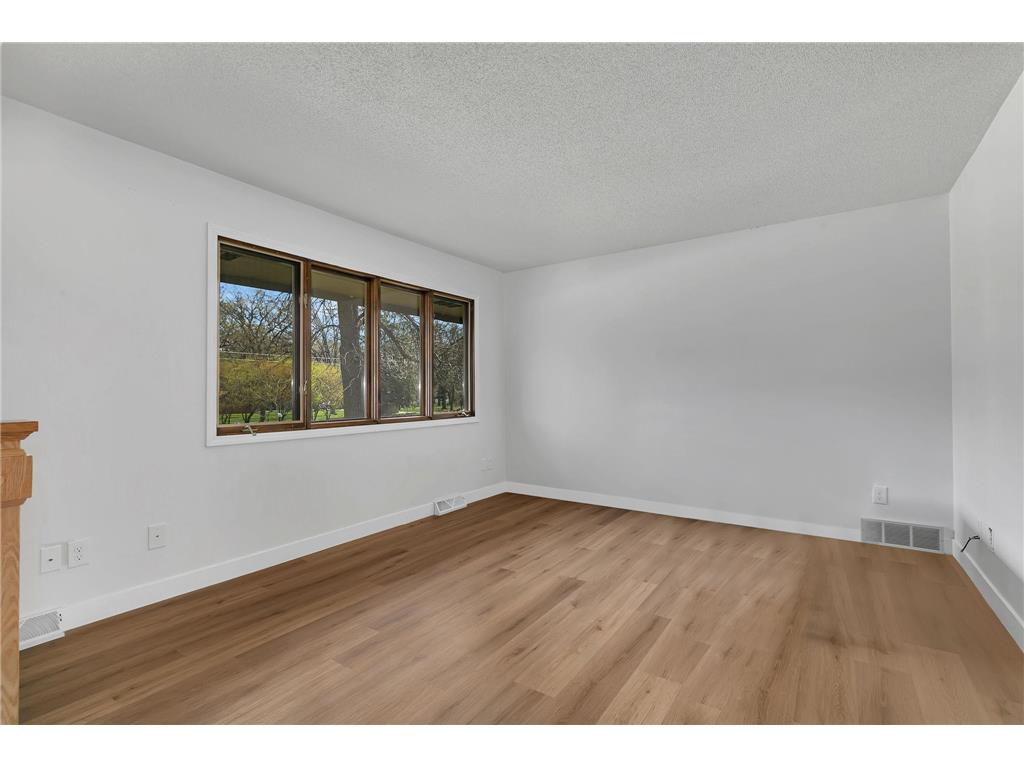 1391 Riverside Avenue N Sartell MN 56377 7071078 image18
