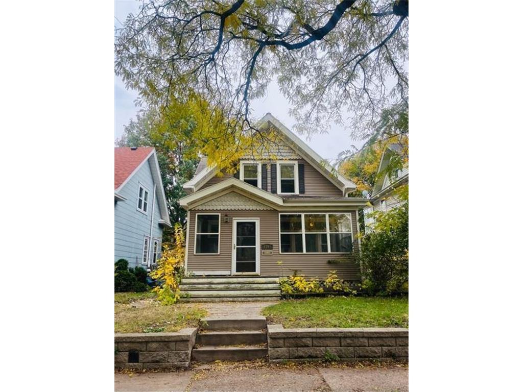 1392 Van Buren Avenue Saint Paul MN 55104 6453977 image1