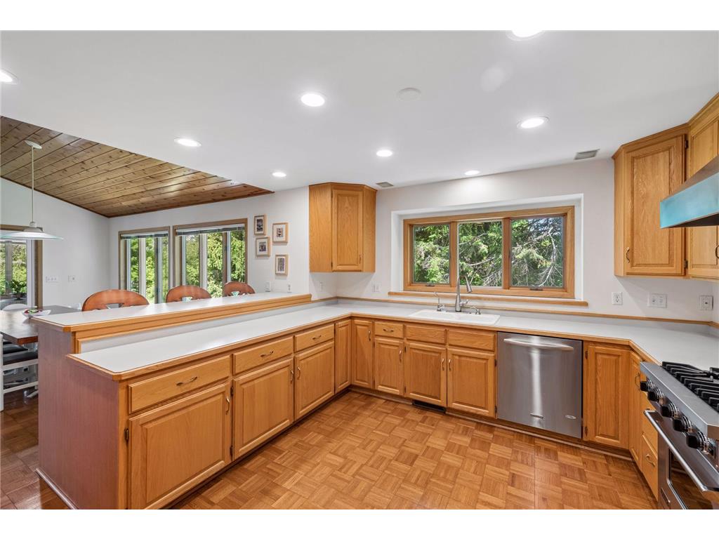 13920 Mcginty Road E Minnetonka MN 55305 7078529 image39