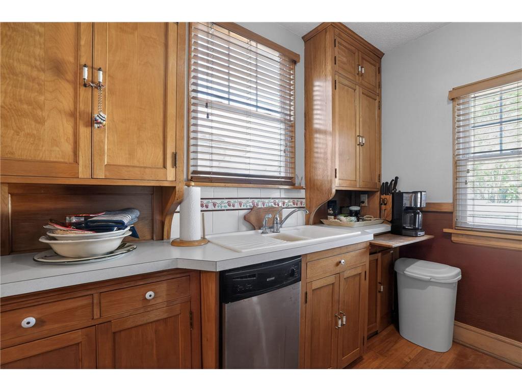 1393 Searle Street Saint Paul MN 55130 7071694 image18