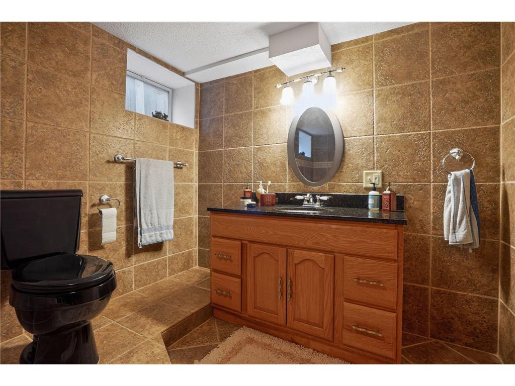 1393 Searle Street Saint Paul MN 55130 7071694 image27