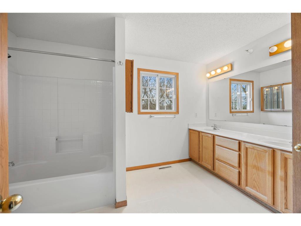 13932 Erwin Court Eden Prairie MN 55344 7033421 image20