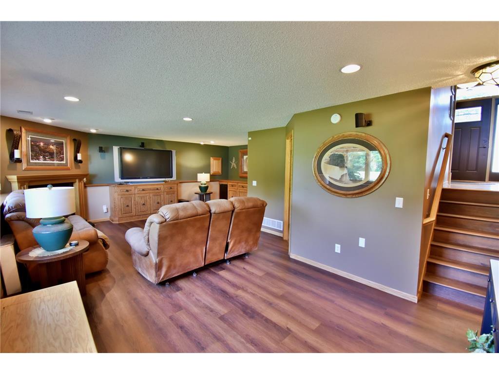 13938 298th Avenue NW Baldwin Twp MN 55371 7084869 image22