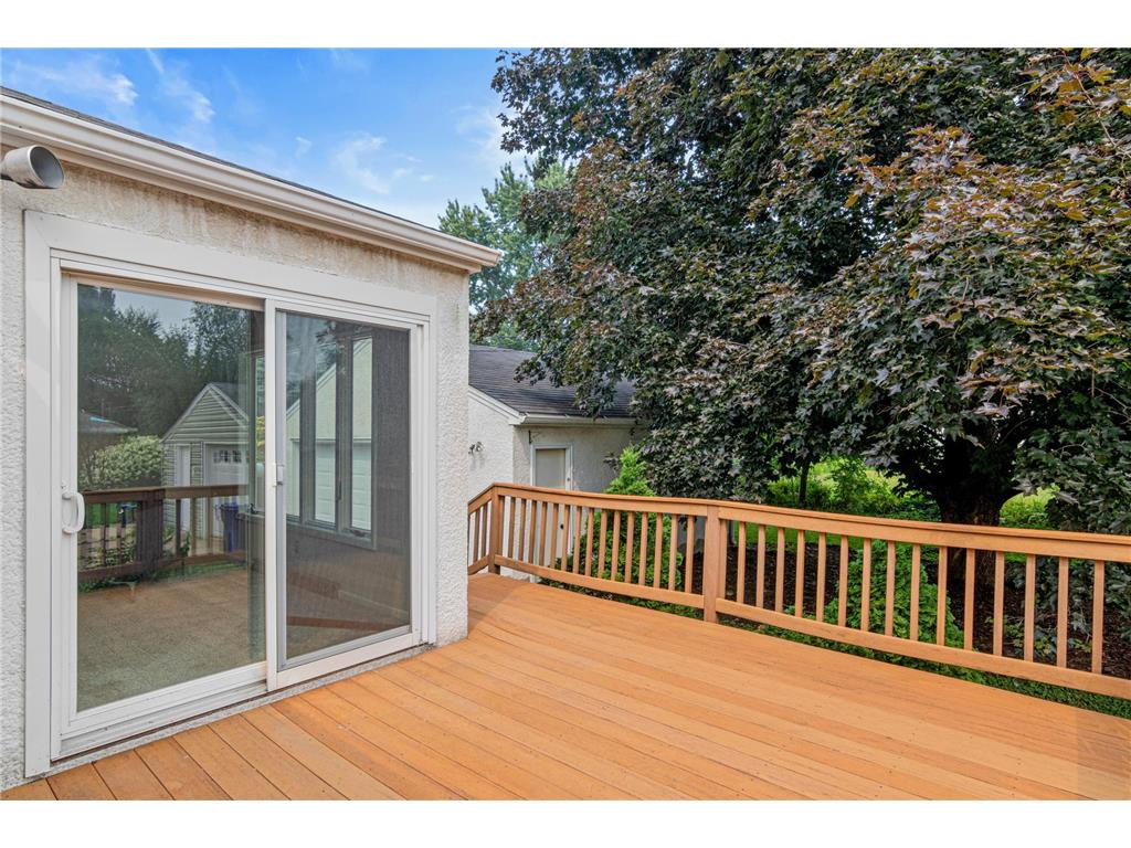 1394 Mackubin Street Saint Paul MN 55117 7111143 image23