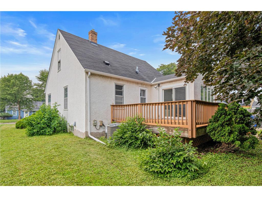 1394 Mackubin Street Saint Paul MN 55117 7111143 image27