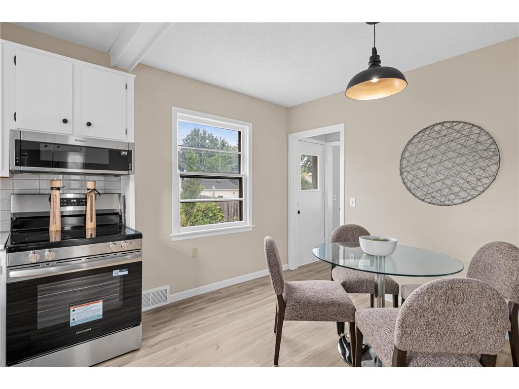1394 Mackubin Street Saint Paul MN 55117 7111143 image8