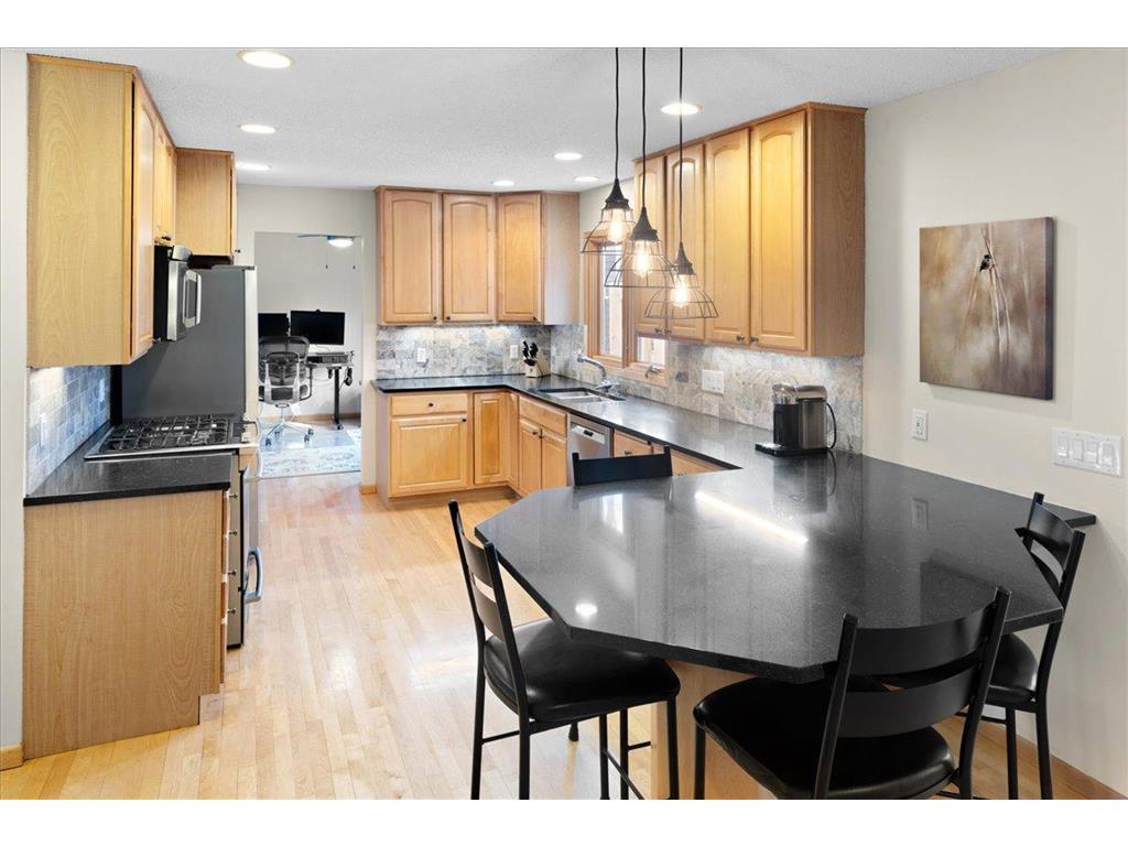 13940 90th Place N Maple Grove MN 55369 7043446 image14