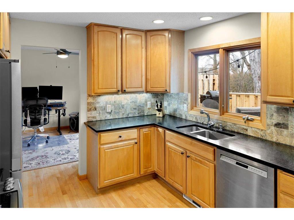 13940 90th Place N Maple Grove MN 55369 7043446 image17