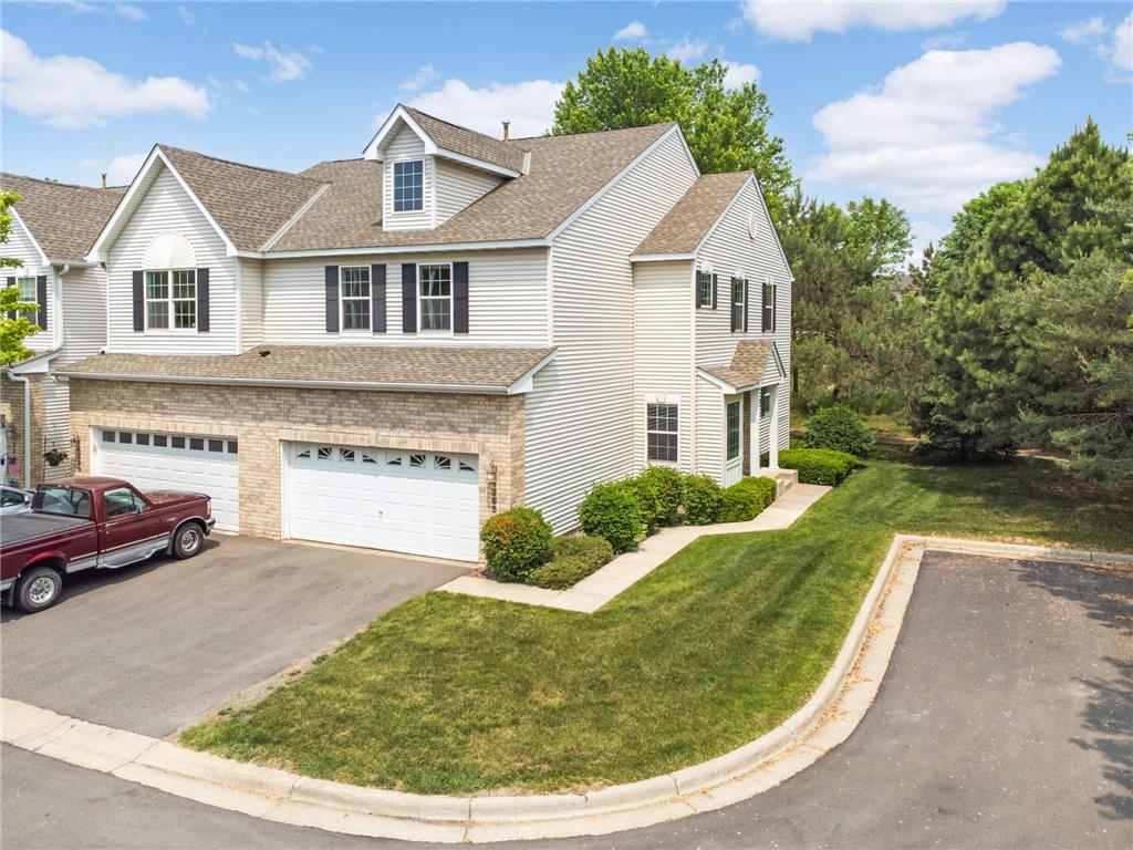 1395 White Oak Drive, Chaska, MN, 55318 MLS 6378414 Edina Realty