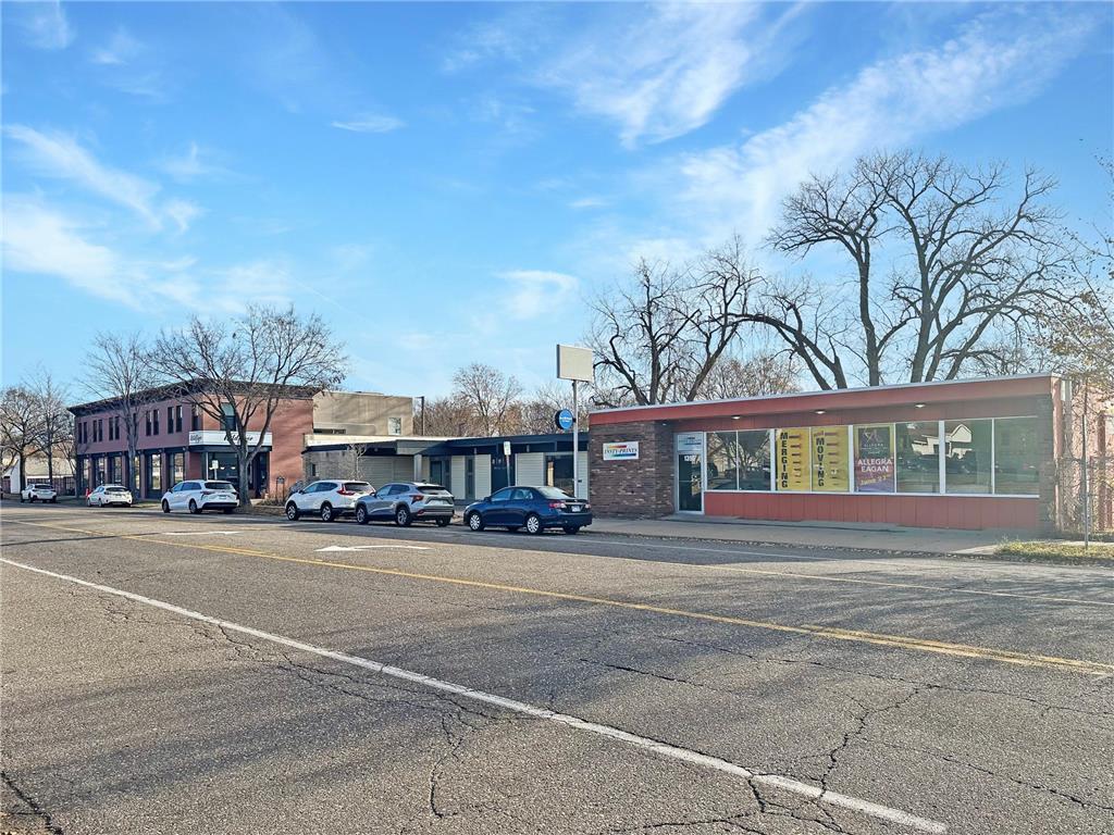 1396 7th Street W Saint Paul MN 55102 7006539 image11