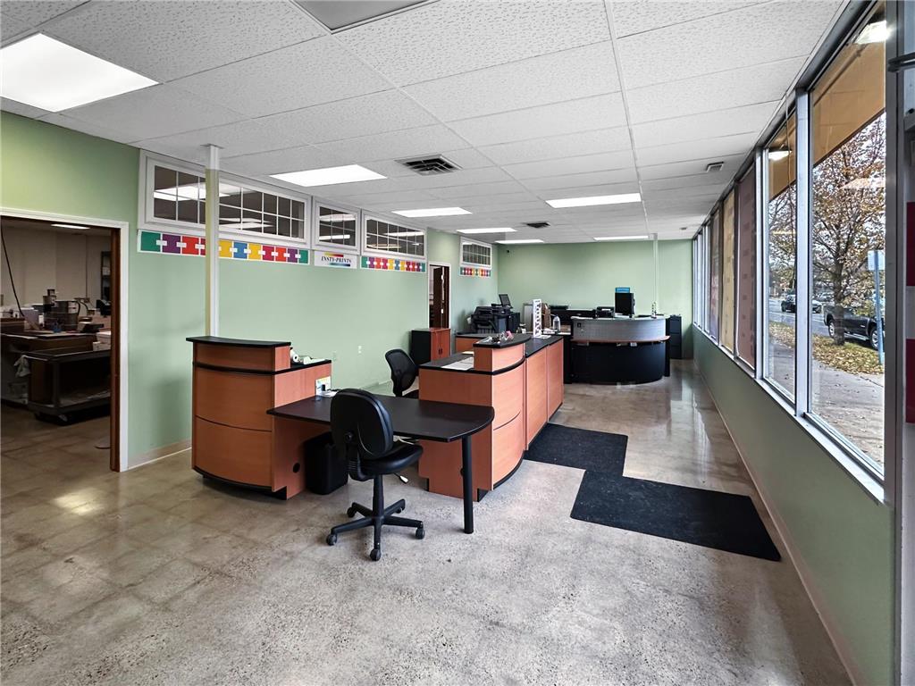 1396 7th Street W Saint Paul MN 55102 7006539 image3