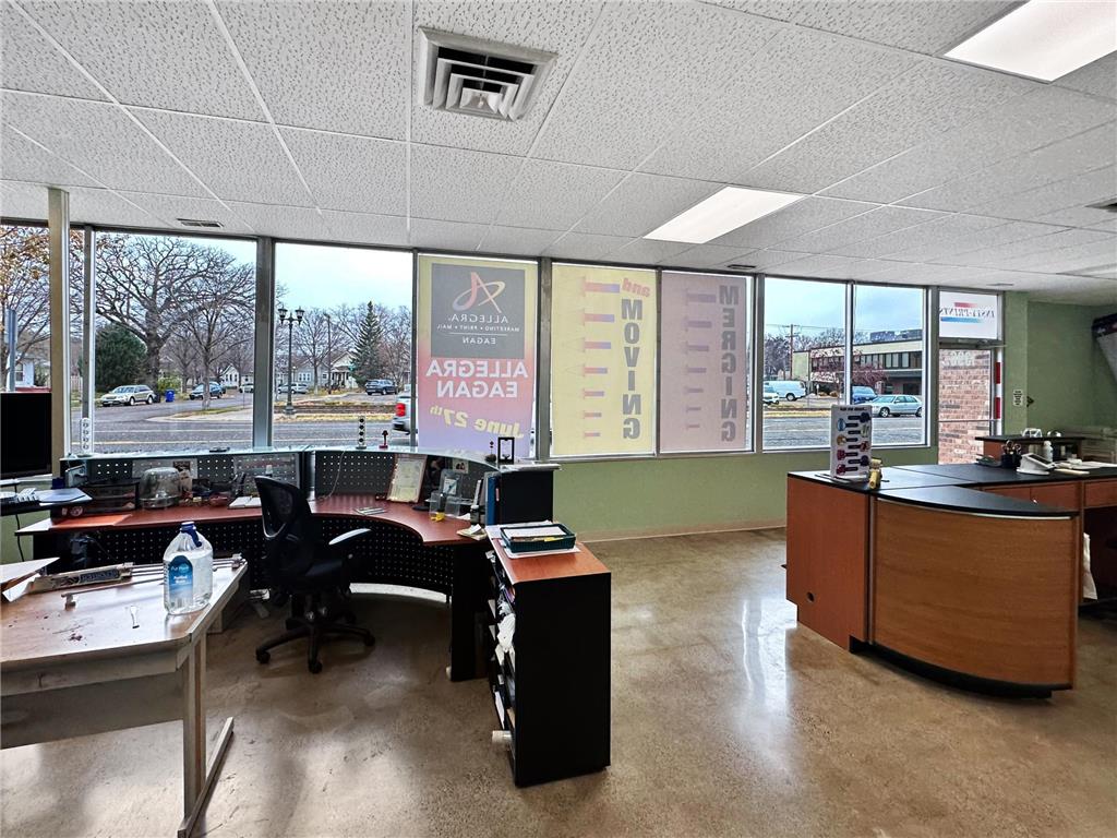 1396 7th Street W Saint Paul MN 55102 7006539 image5