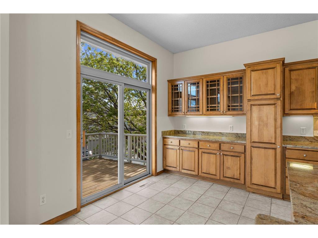 1396 Summit Shores Drive Burnsville MN 55306 7062692 image10