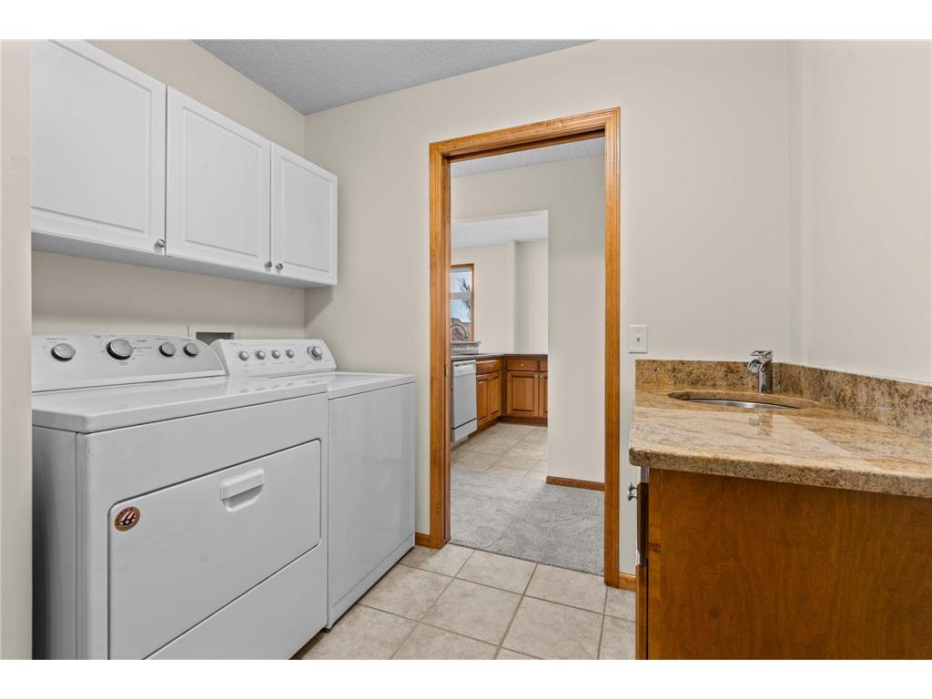 1396 Summit Shores Drive Burnsville MN 55306 7062692 image17