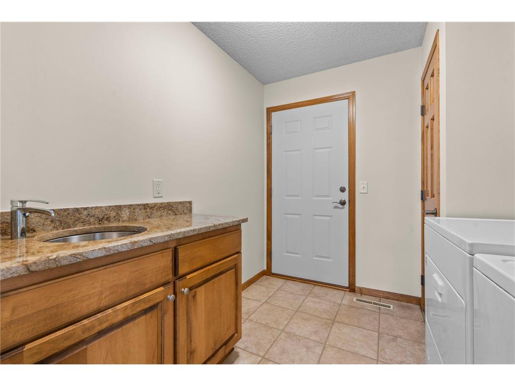 1396 Summit Shores Drive Burnsville MN 55306 7062692 image18