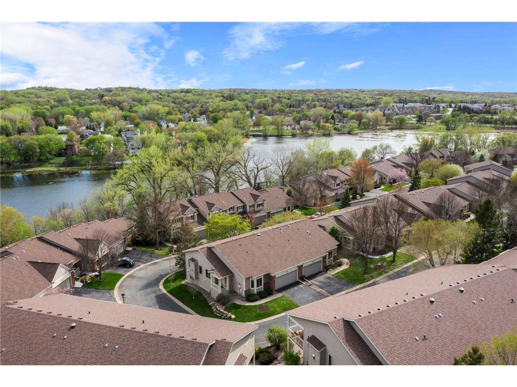 1396 Summit Shores Drive Burnsville MN 55306 7062692 image2