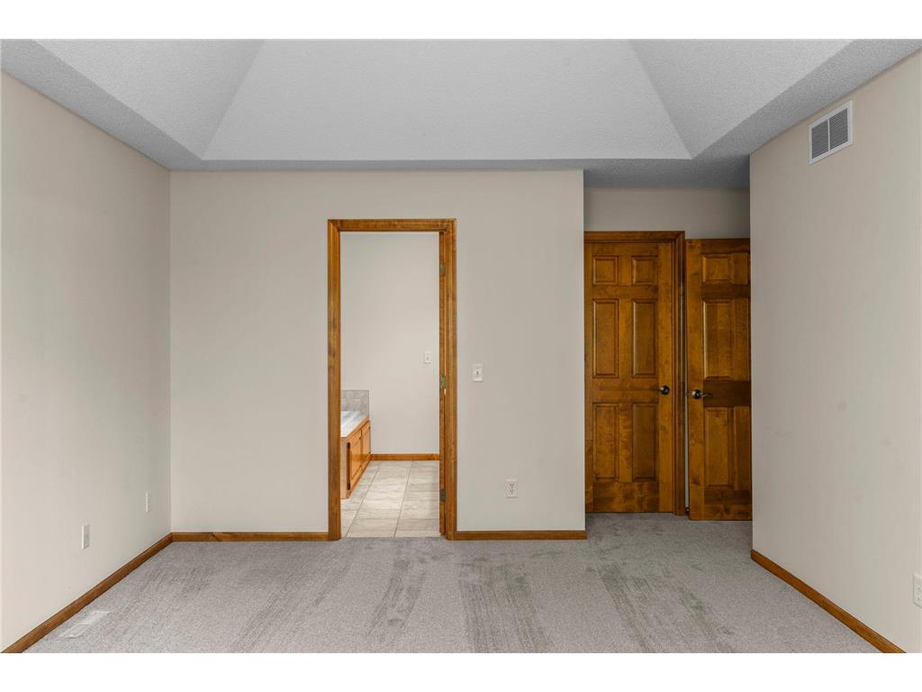 1396 Summit Shores Drive Burnsville MN 55306 7062692 image30
