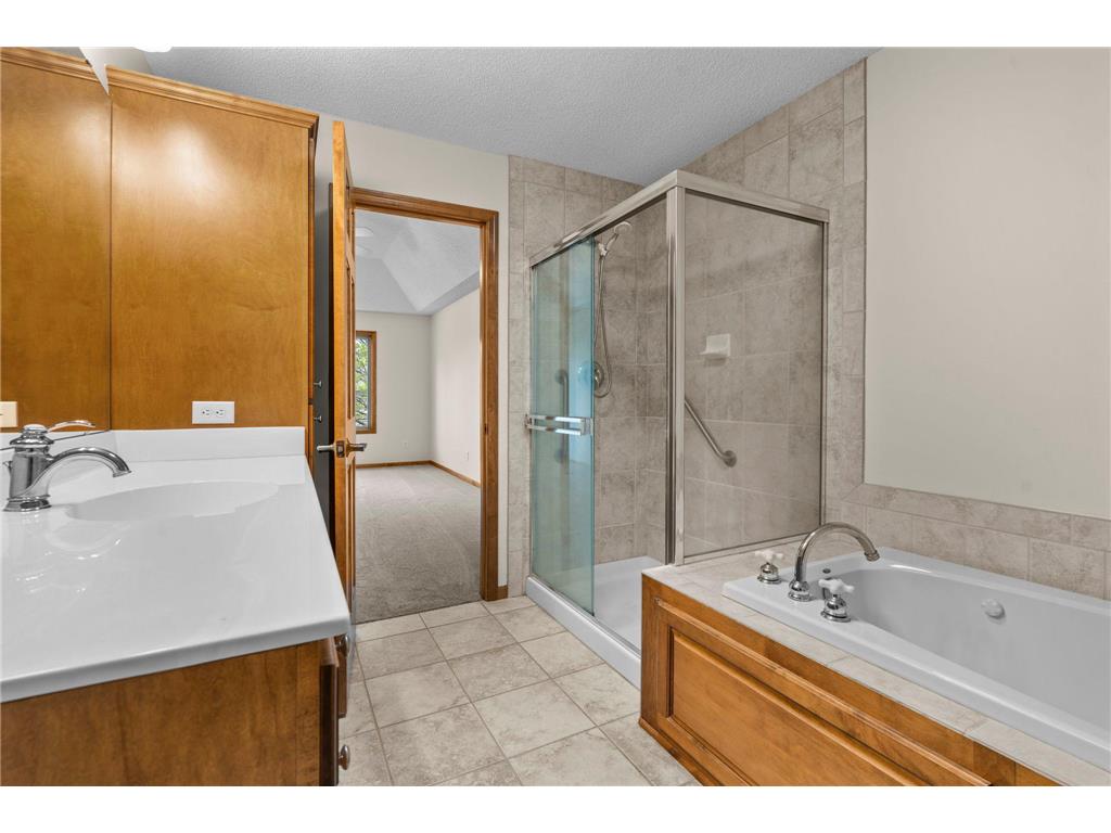 1396 Summit Shores Drive Burnsville MN 55306 7062692 image32