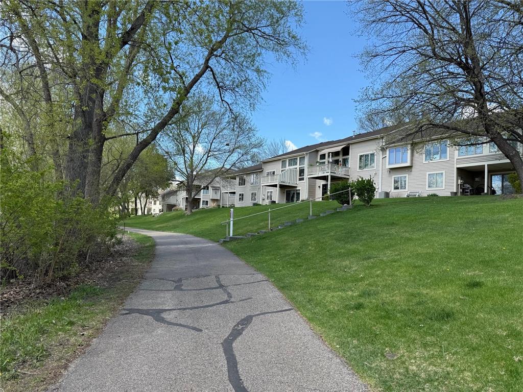 1396 Summit Shores Drive Burnsville MN 55306 7062692 image51