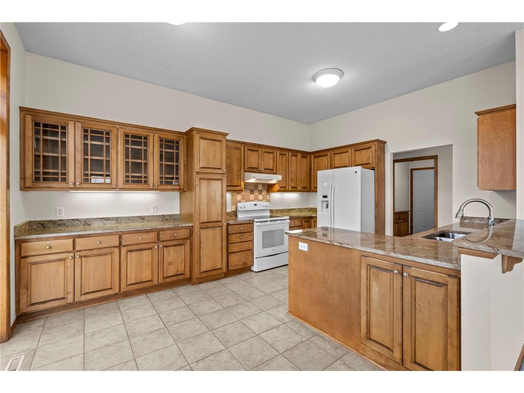 1396 Summit Shores Drive Burnsville MN 55306 7062692 image8