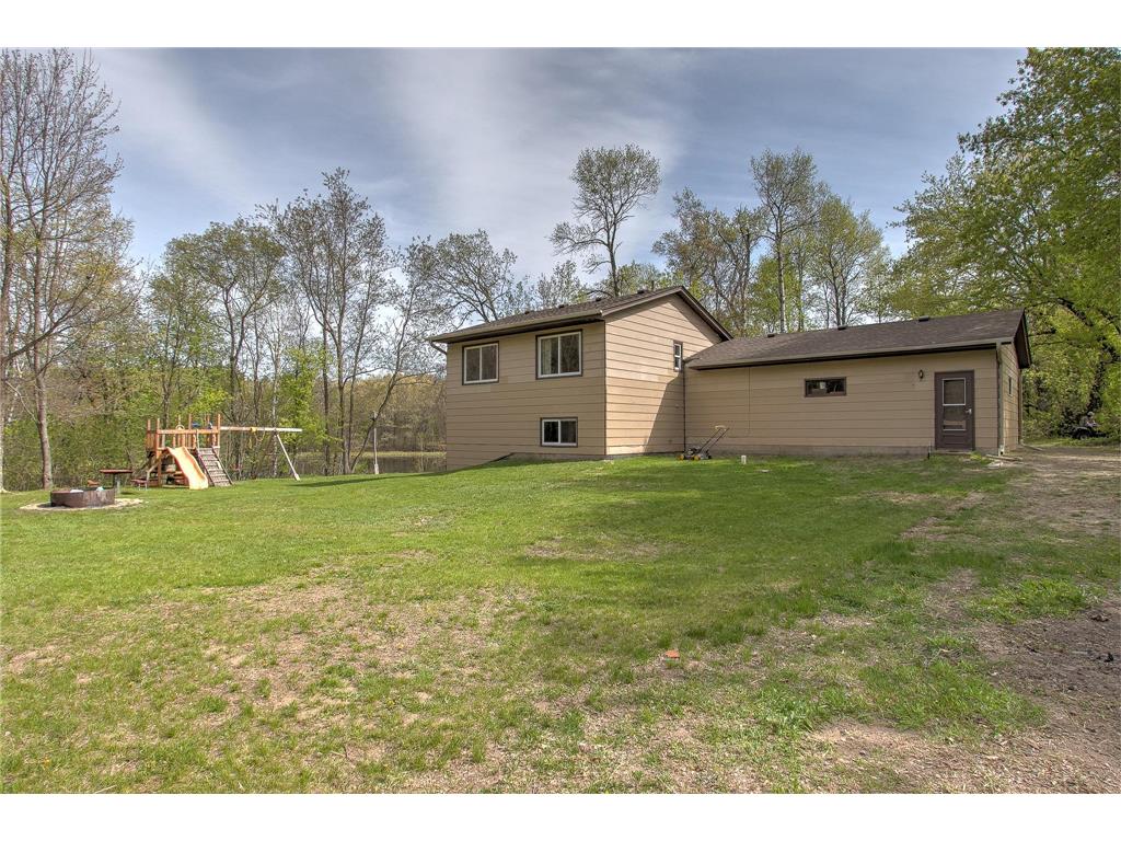 1397 309th Avenue NW Cambridge MN 55008 7048345 image33