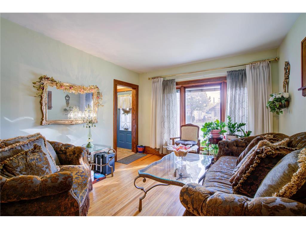 1397 Juliet Avenue Saint Paul MN 55105 7041279 image3