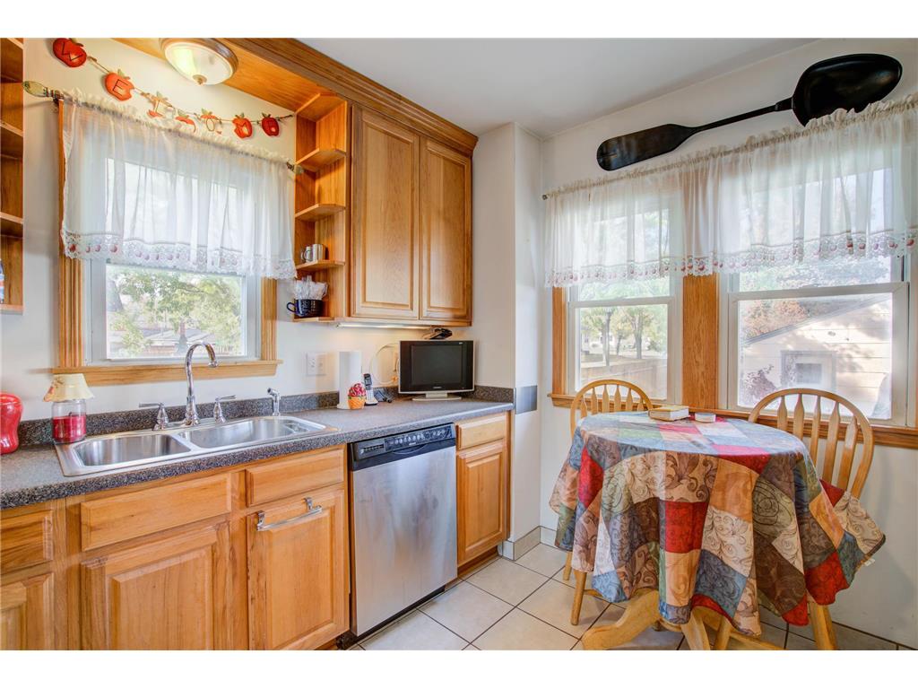 1397 Juliet Avenue Saint Paul MN 55105 7041279 image8