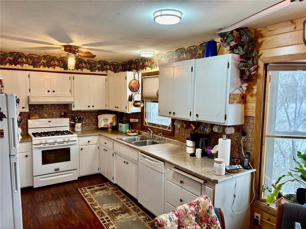 1398 4th Street NW Baudette Twp MN 56623 - Kelly Creek 7046809 image15